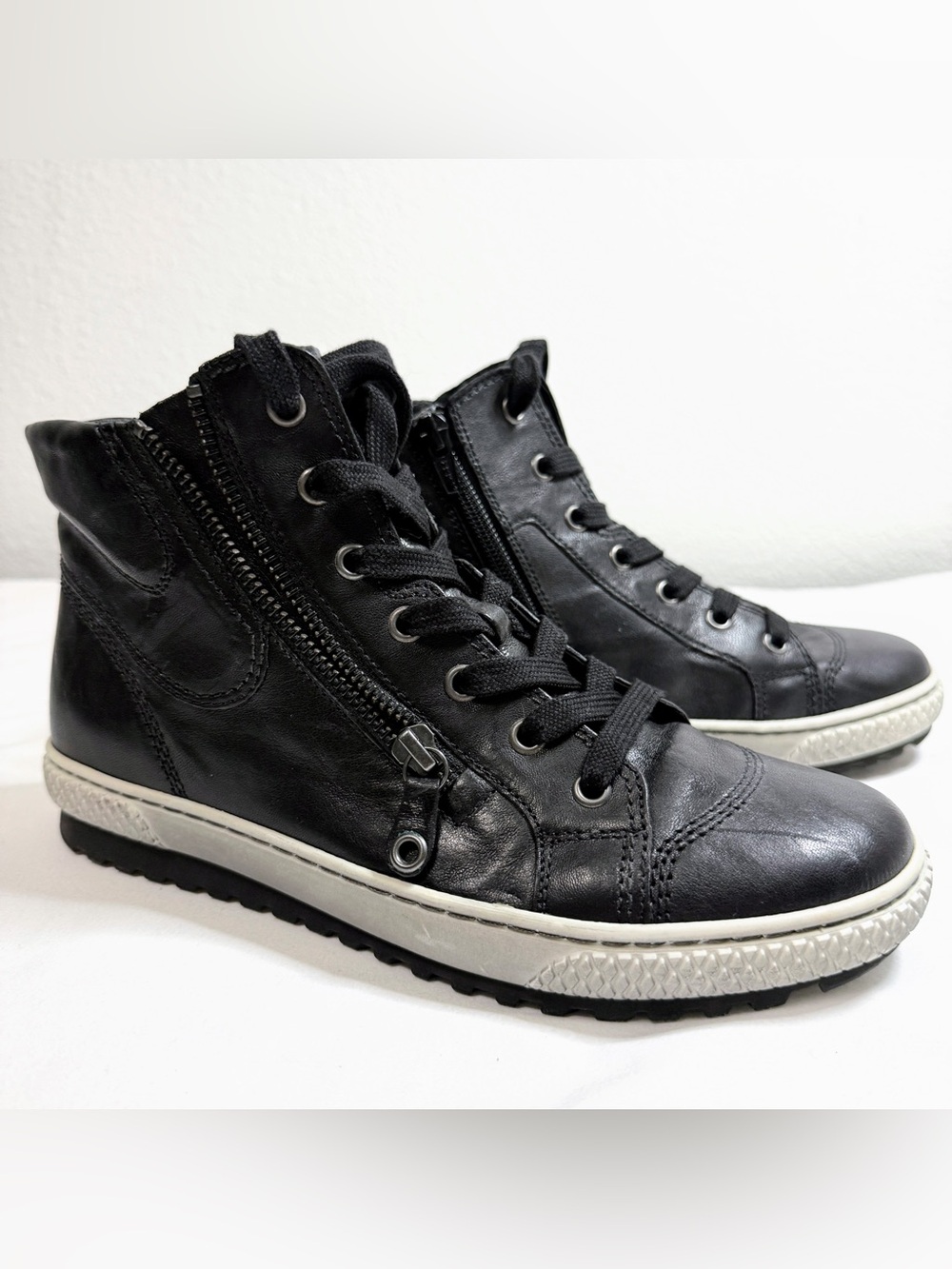 Gabor Black Leather High Top Sneakers Side Zip Insulated Comfort Shoes Size 5